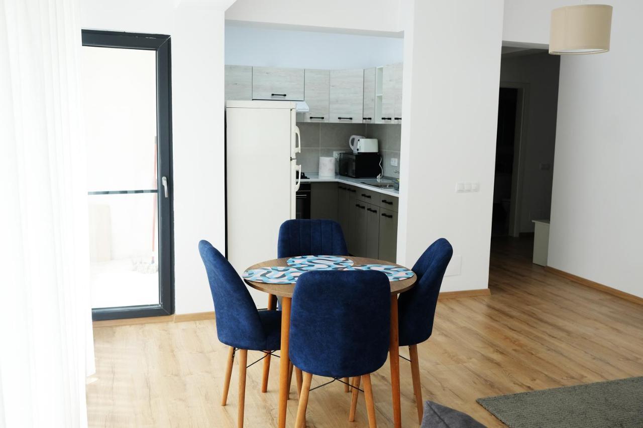 White Flat Apartment Bucharest Exterior photo